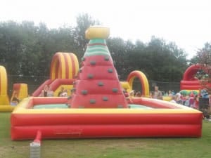 Piramide is te huur bij Carpe Diem Events & Verhuur uit Sittard, Limburg.