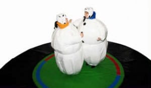Sumo worstelen sneeuwpop is te huur bij Carpe Diem Events & Verhuur uit Limburg.
