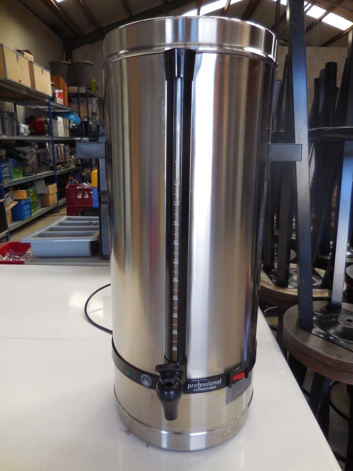 Koffie Perculator is te huur bij Carpe Diem Events & Verhuur uit Limburg.