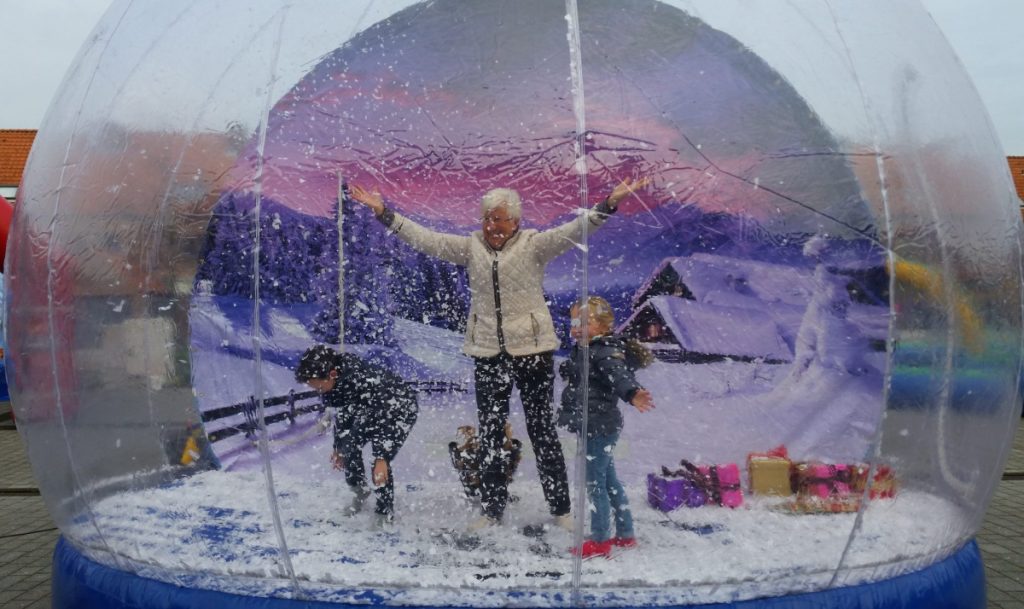 Snow Globe is te huur bij Carpe Diem Events & Verhuur uit Limburg.
