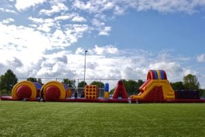 Stormbaan Mega Take Out is te huur bij Carpe Diem Events & Verhuur uit Sittard, Limburg.