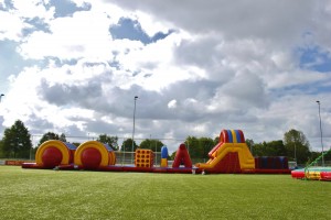 Mega Take Out is te huur bij Carpe Diem Events & Verhuur uit Limburg.