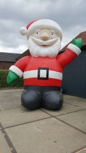 Opblaasbare Kerstman is te huur bij Carpe Diem Events & Verhuur uit Sittard, Limburg.
