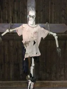 Zombie put is te huur bij Carpe Diem Events & Verhuur uit Limburg.