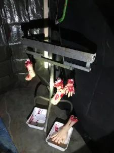 Halloween Rek met Ledematen is te huur bij Carpe Diem Events & Verhuur uit Limburg.