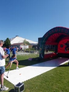 ijshockey hard schieten is te huur bij Carpe Diem Events & Verhuur uit Limburg.
