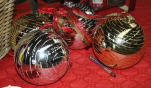 XXL Kerstballen is te huur bij Carpe Diem Events & Verhuur uit Sittard, Limburg.