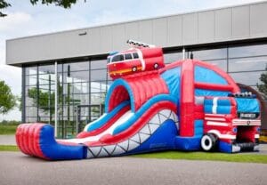 Attractie huren? Springkussen Multiplay Brandweer xl is te huur bij Carpe Diem Events & Verhuur uit Sittard, Limburg.