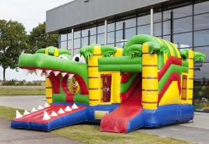 Springkussen Multiplay Krokodil is te huur bij Carpe Diem Events & Verhuur uit Sittard, Limburg.