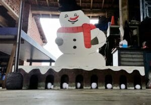Sneeuwpop trou-madame is te huur bij Carpe Diem Events & Verhuur uit Sittard, Limburg.