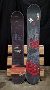 Decoratiewand Snowboard voor U Après Ski party te huur bij Carpe Diem Verhuur