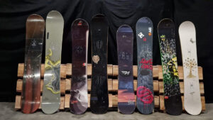 Decoratiewand met meerdere keuzes snowboards