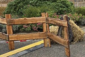 houten hekken huren als western decoratie