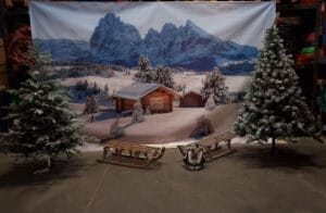 Sneeuwlandschap decorwand huren met berghut voor kerstfeest, apres ski party of winterevent