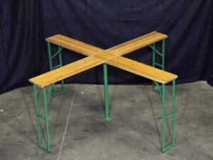 Biertafel huren in statafel opstelling voor Oktoberfest of après ski feest bij Carpe Diem Verhuur uit Limburg