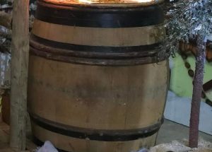 Houten wijnvat decorstuk te huur bij Carpe Diem Events & Verhuur